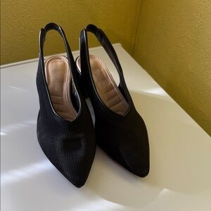 Adrienne Vittadini Black Slingback Heels